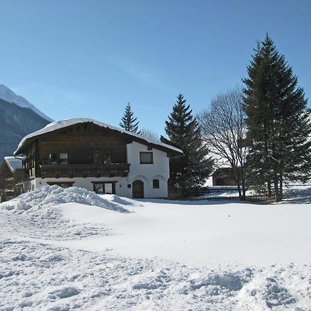 Apartment Near The Arlberg Ski Area Pettneu am Arlberg Bagian luar foto