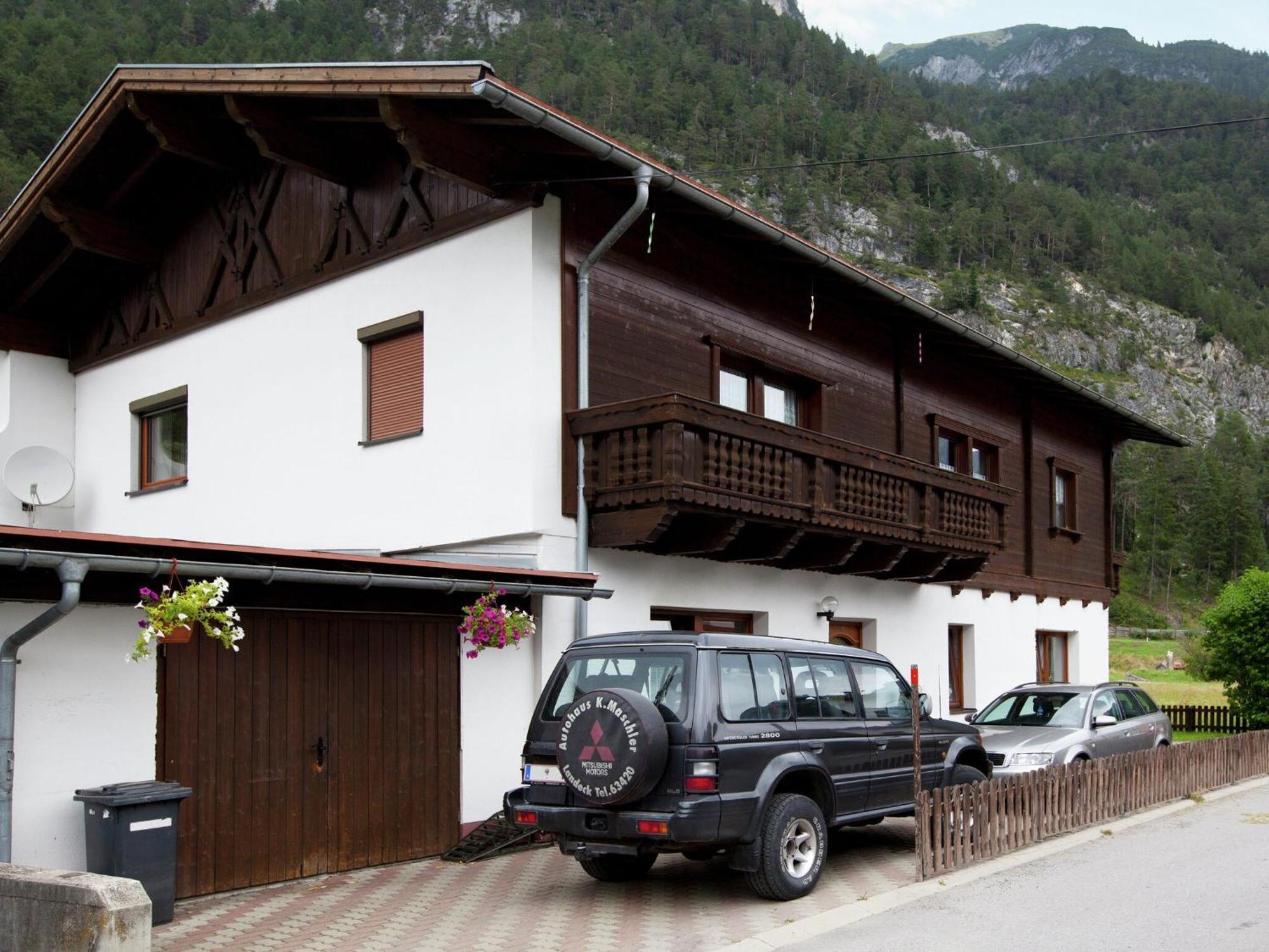 Apartment Near The Arlberg Ski Area Pettneu am Arlberg Bagian luar foto