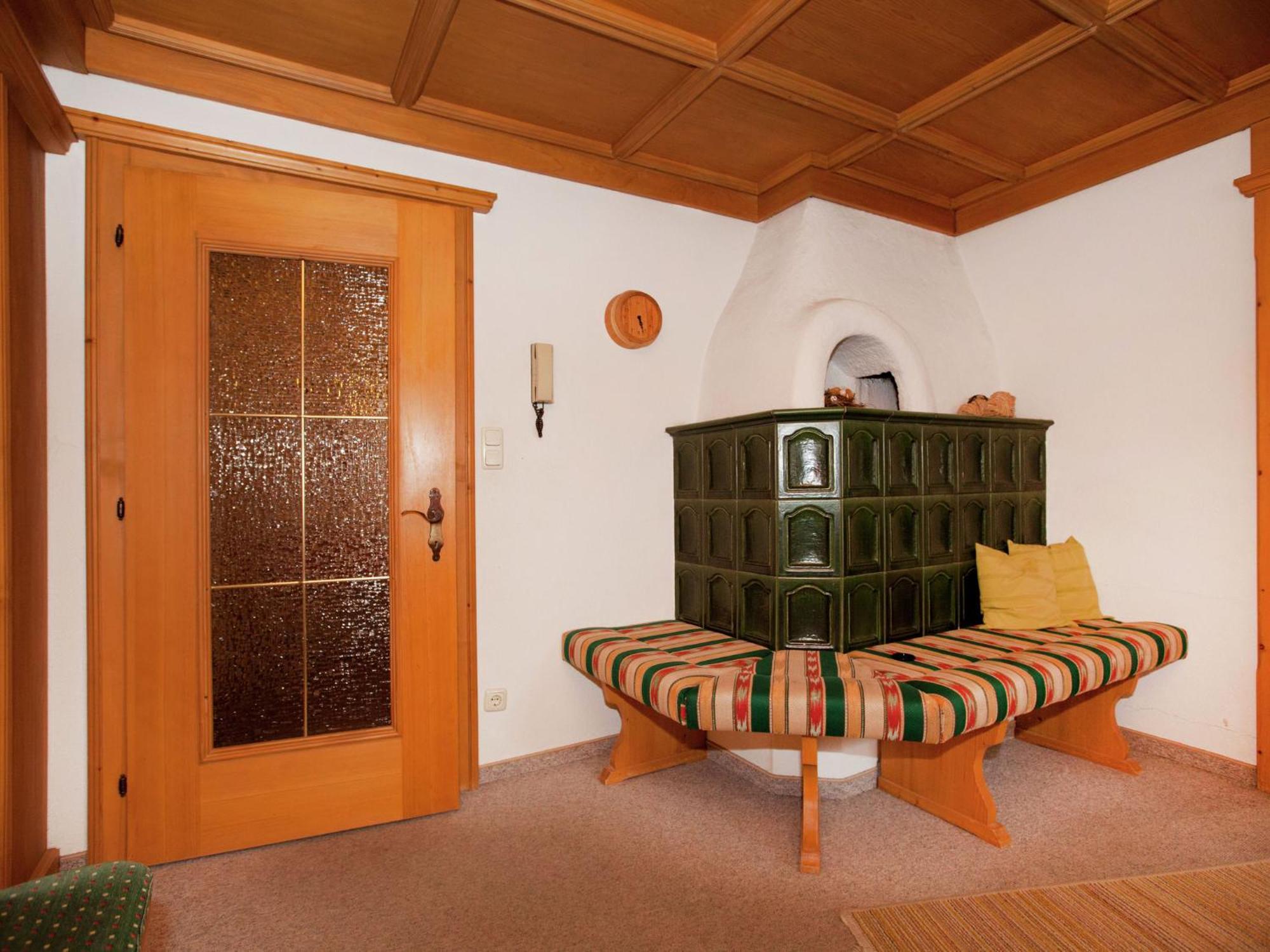 Apartment Near The Arlberg Ski Area Pettneu am Arlberg Bagian luar foto