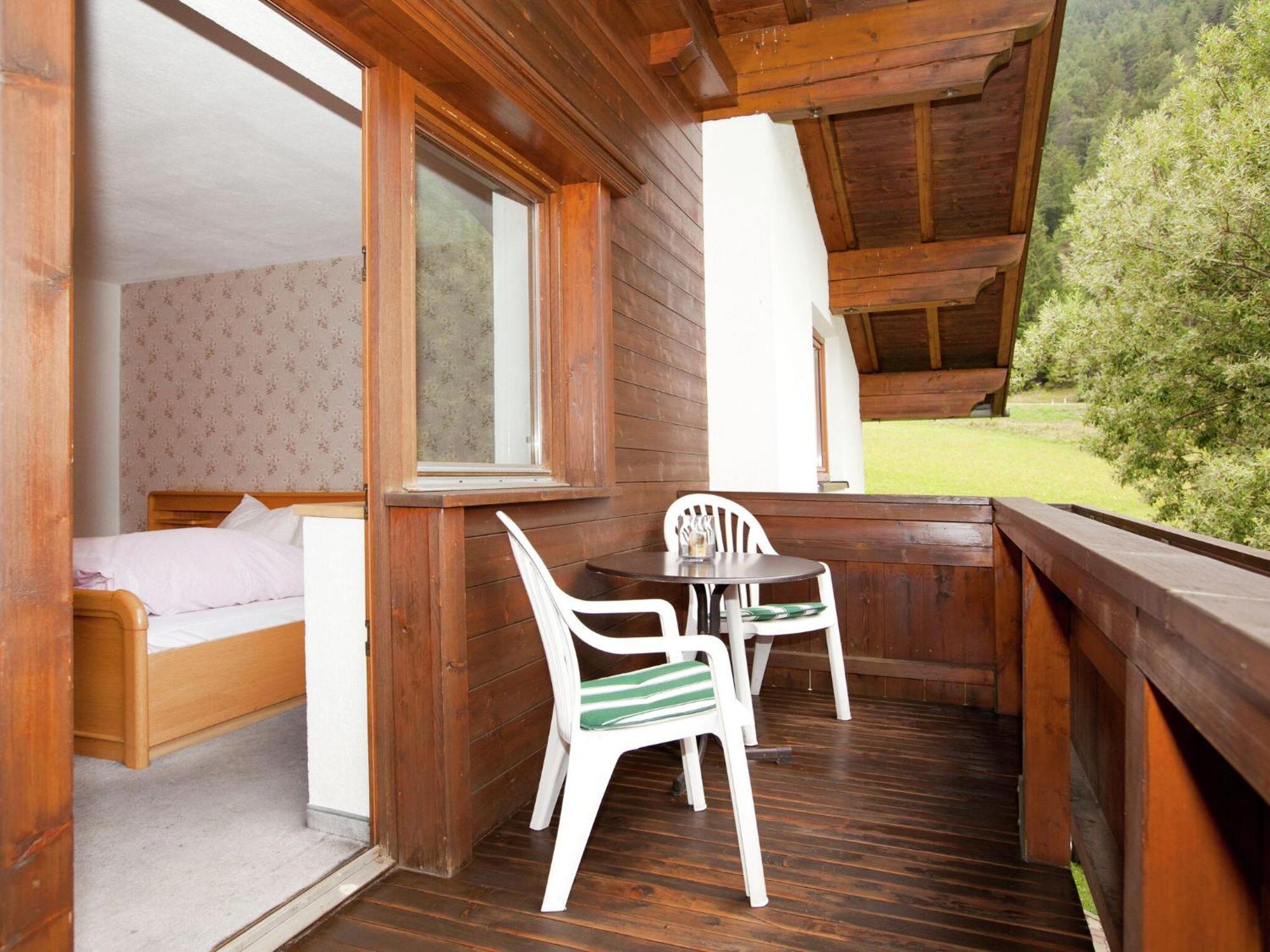 Apartment Near The Arlberg Ski Area Pettneu am Arlberg Bagian luar foto